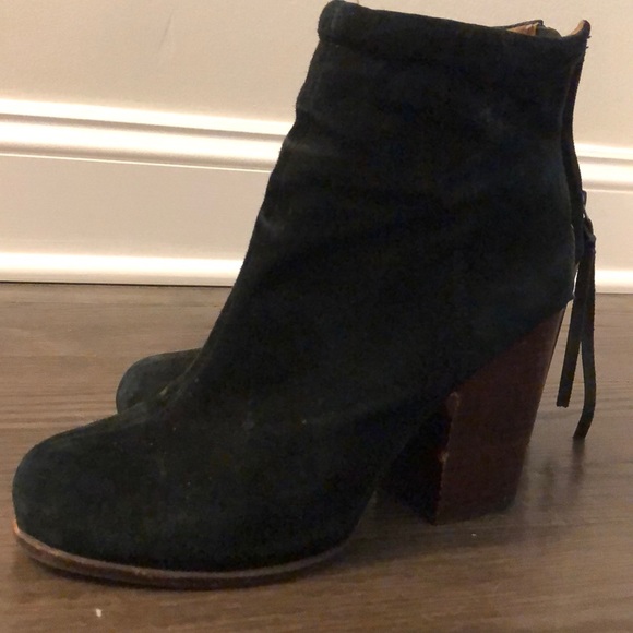 Suede bootie - Picture 4 of 4